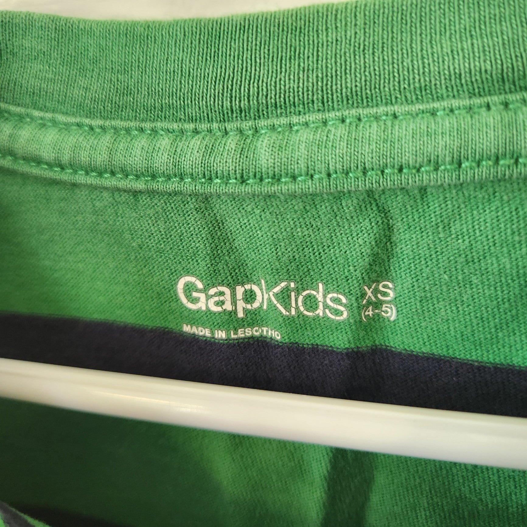 Size 4-5 | GapKids Kids' Longsleeve | UBNUU