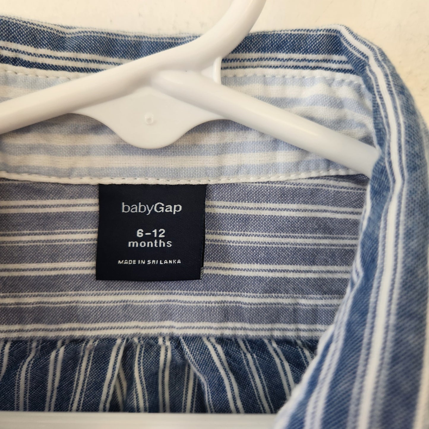 Size 6-12 months | babyGap Kids' Shirt | UBNUU