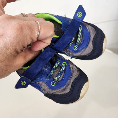 Size 4.5 | stride rite Kids' Shoes | UBNUU