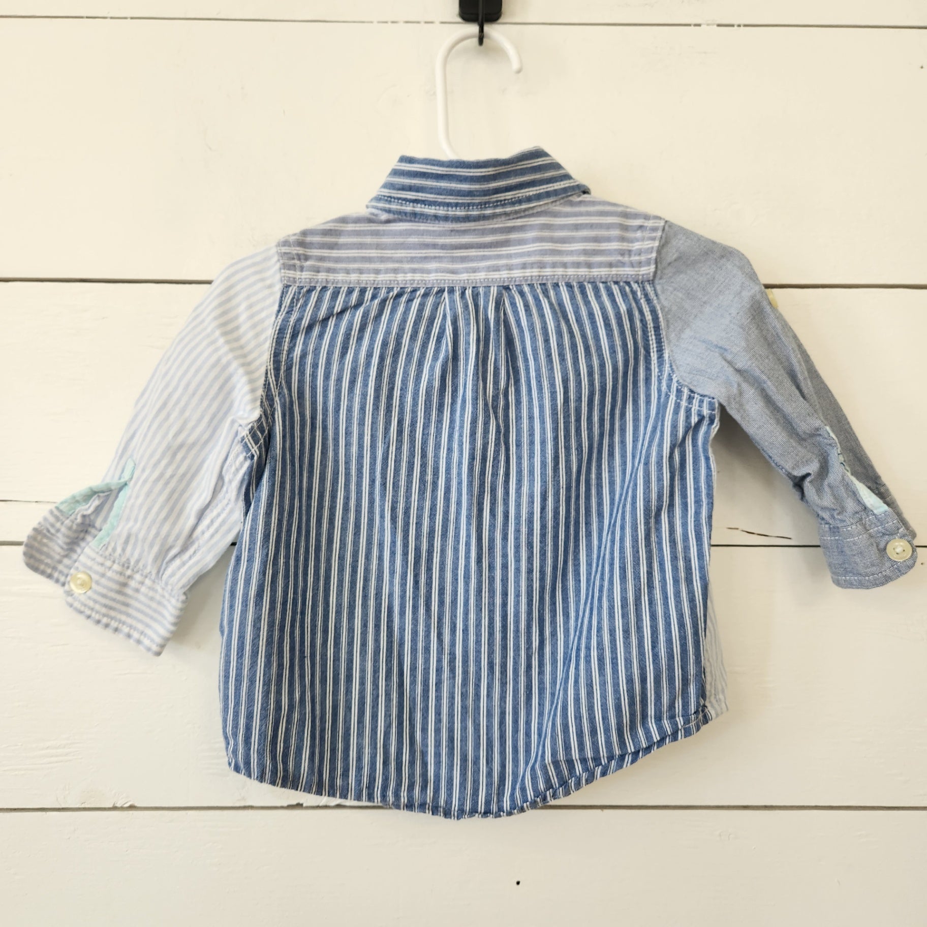 Size 6-12 months | babyGap Kids' Shirt | UBNUU