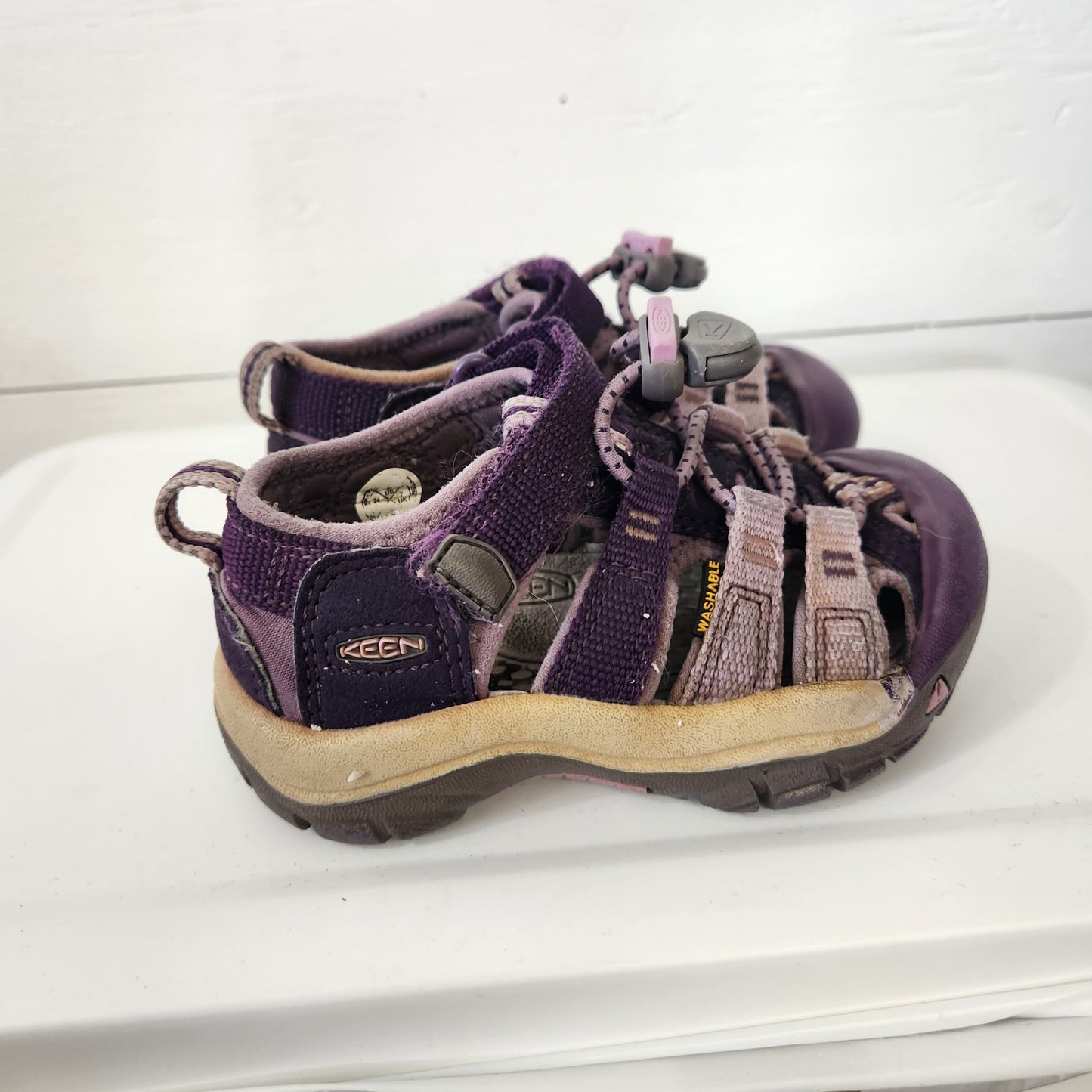 Size 8 | KEEN Kids' Shoes | UBNUU