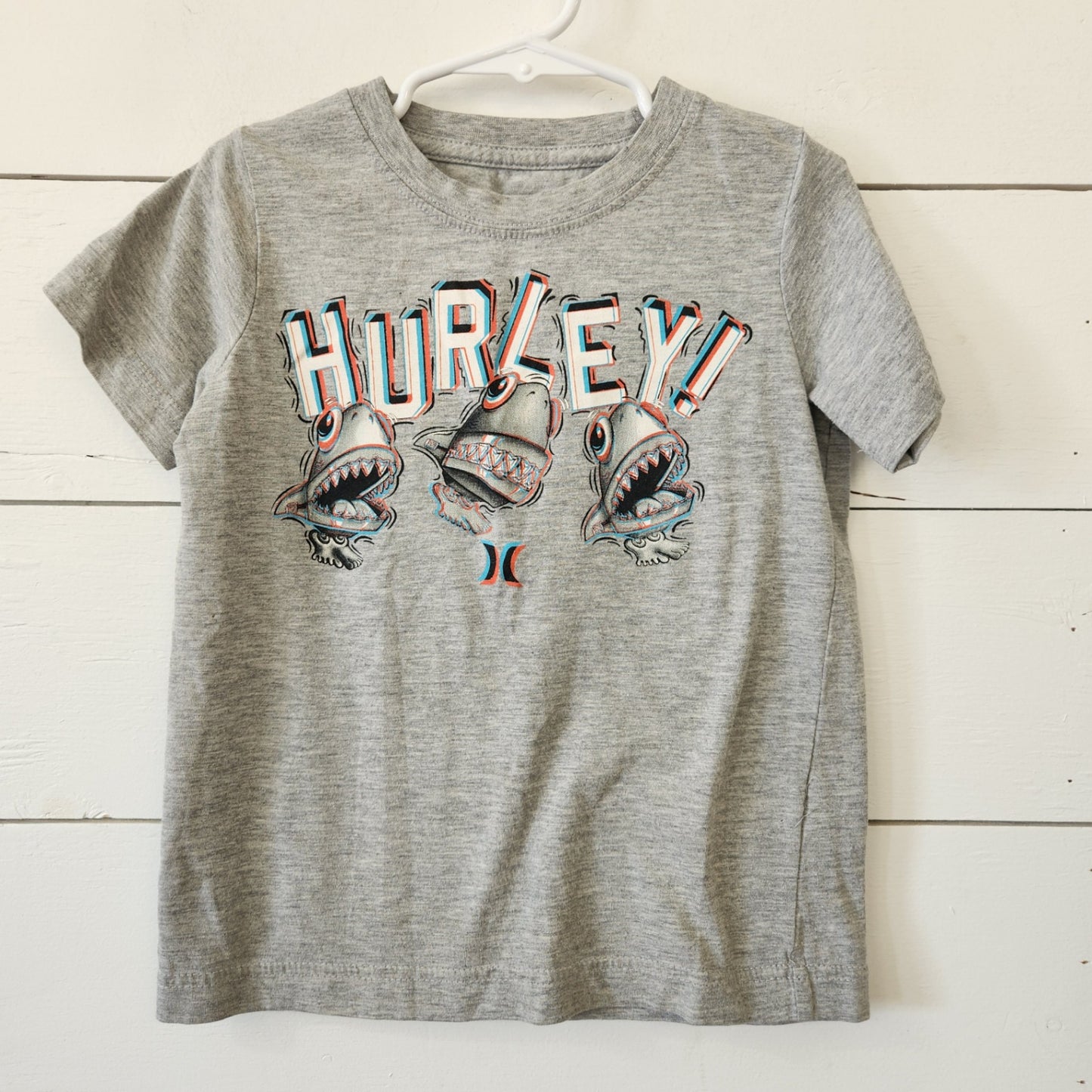 Size 4 | Hurley Kids' T-Shirt | UBNUU