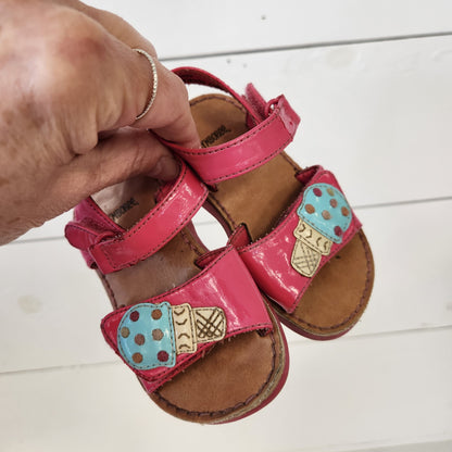 Size 4 | Gymboree Kids' Shoes | UBNUU