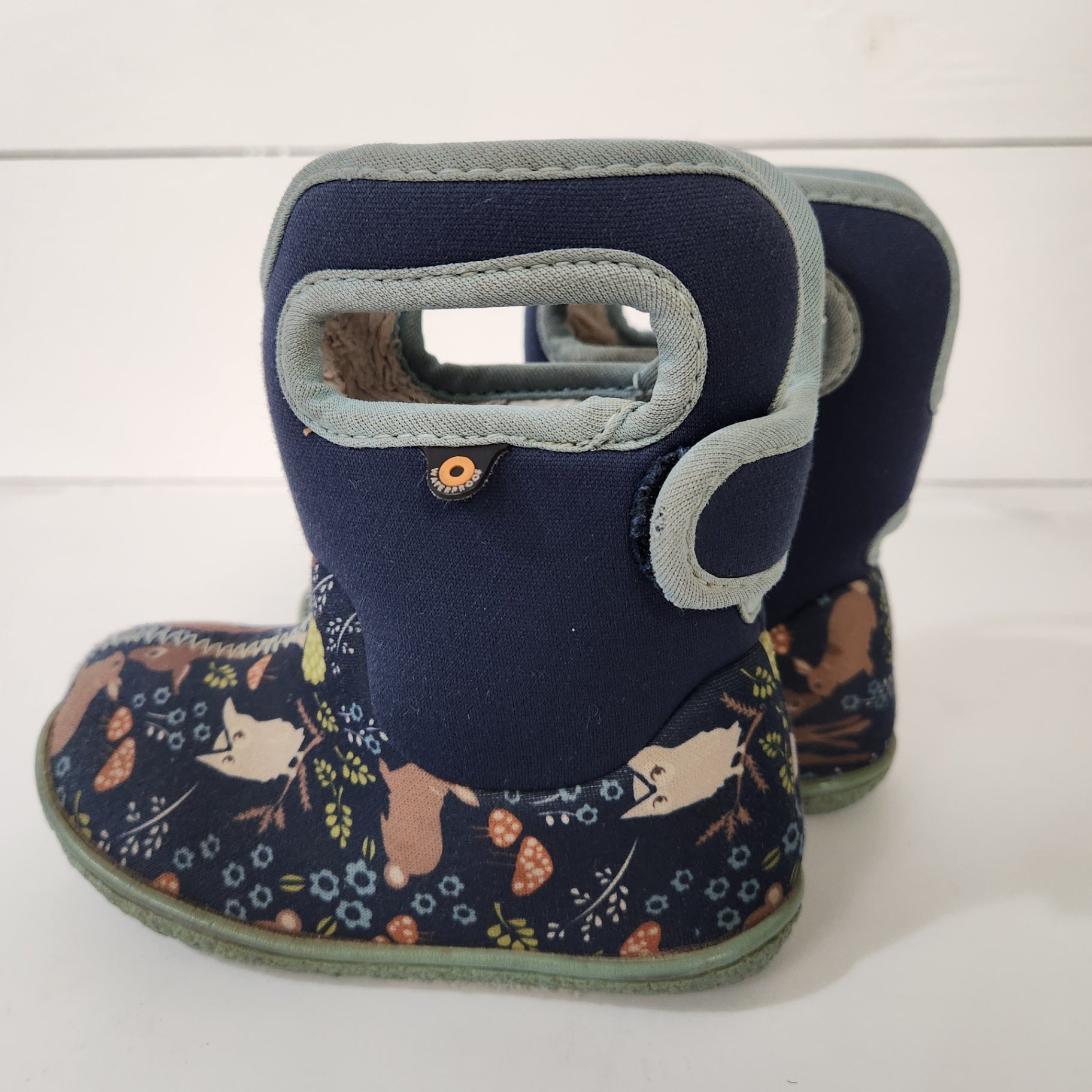 Size 7 | BOGS Kids' Shoes | UBNUU