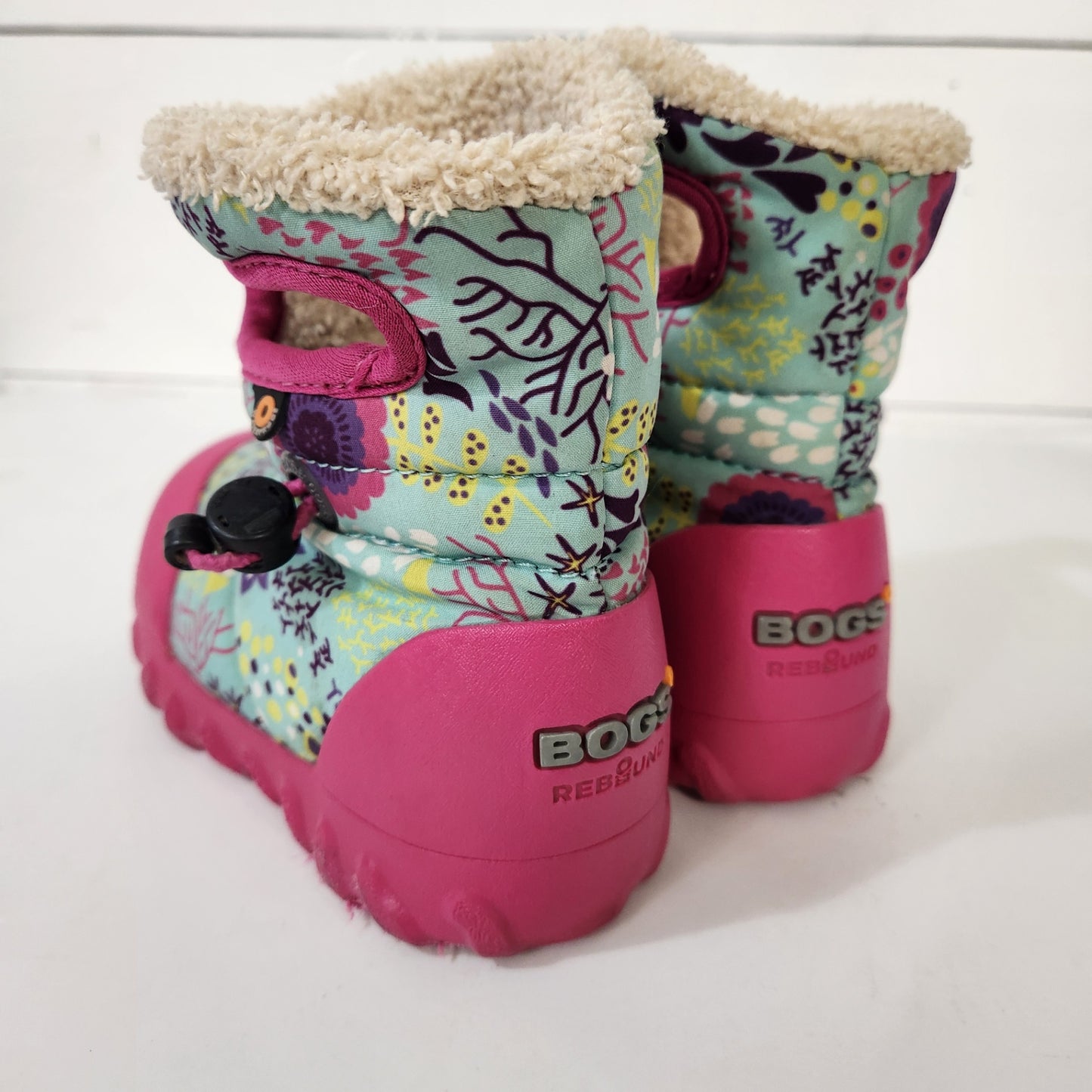 Size 8 | BOGS Kids' Boots | UBNUU