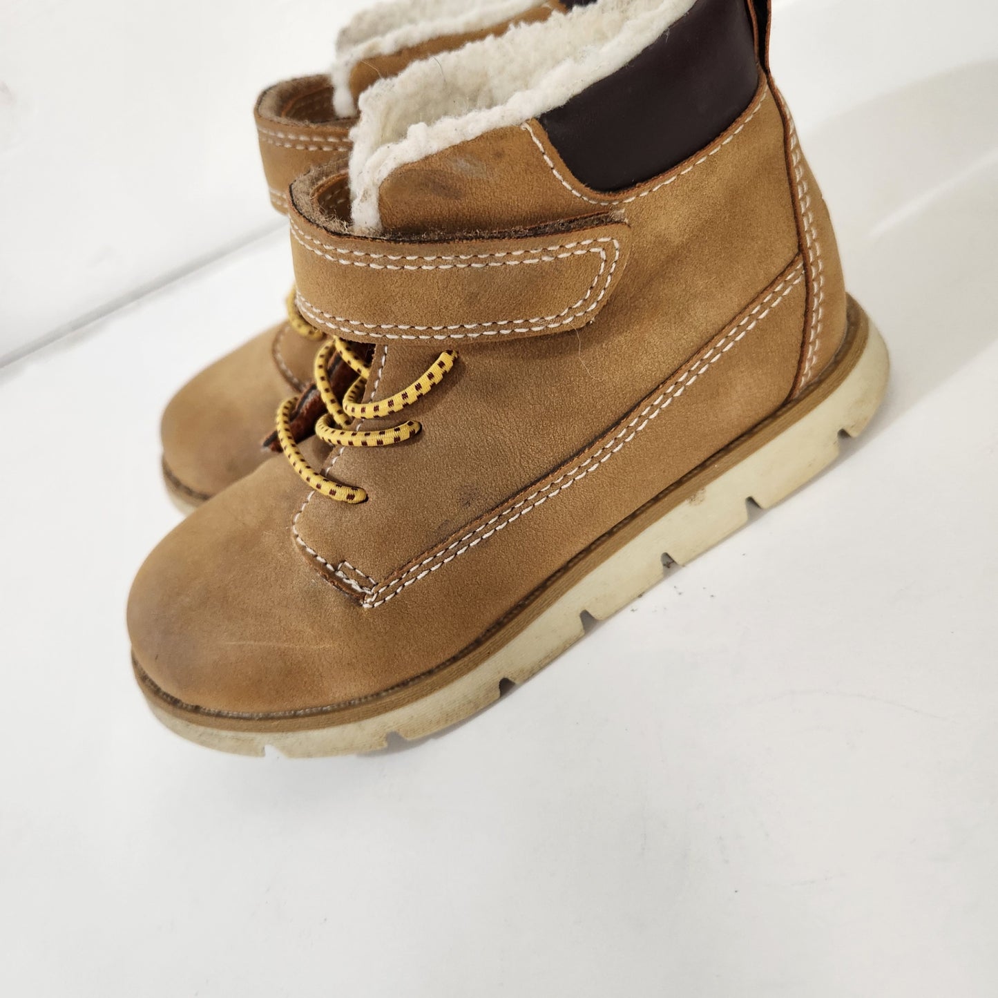 Size 15 | OSHKOSH Kids' Boots | UBNUU