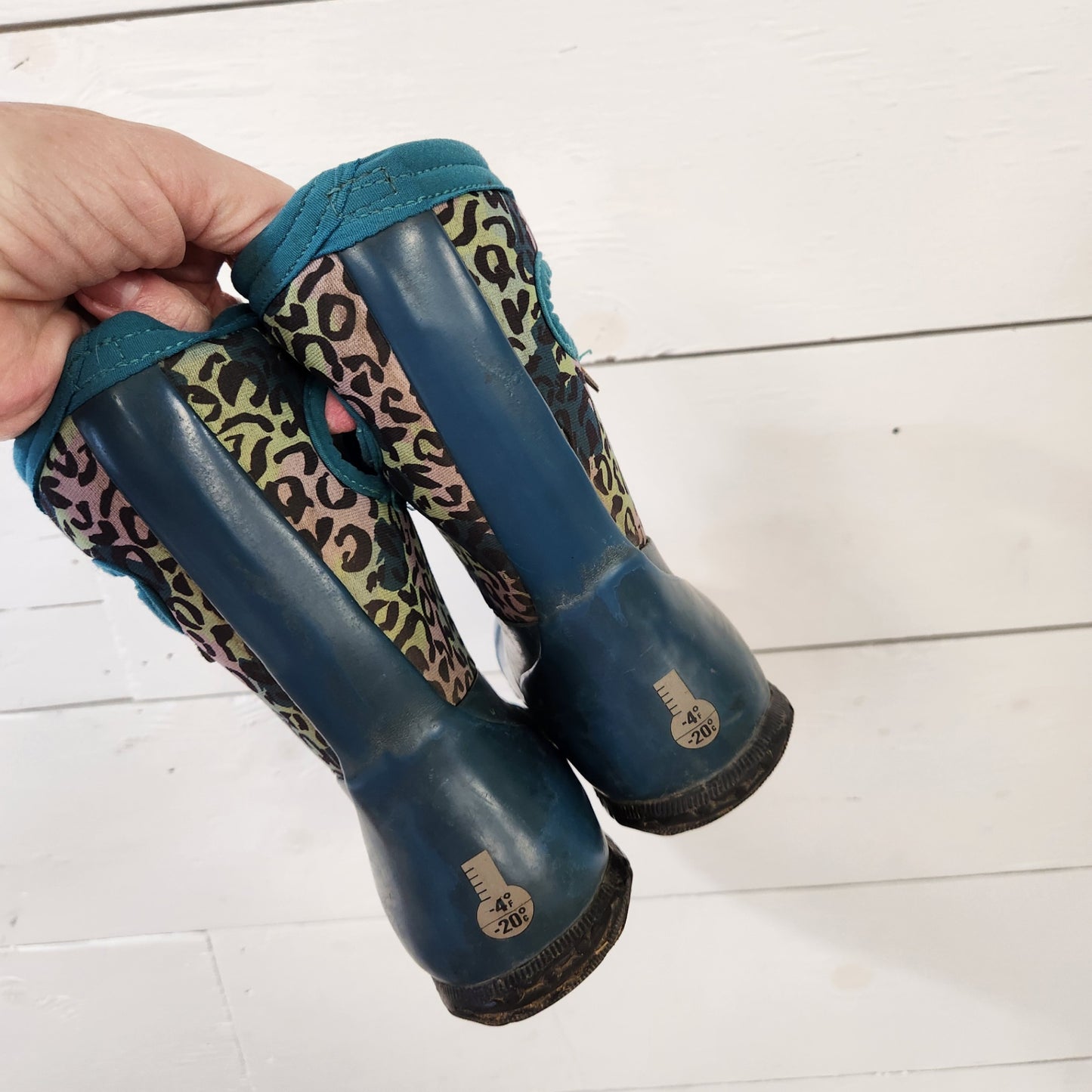 Size 8 | BOGS LEOPARD Kids' Shoes | UBNUU
