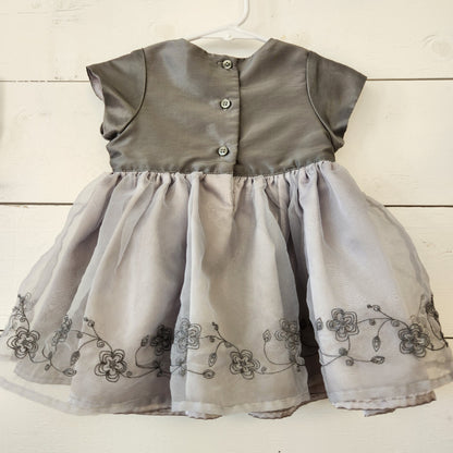 Size 6-12 mos | GAP Kids' Dress | UBNUU