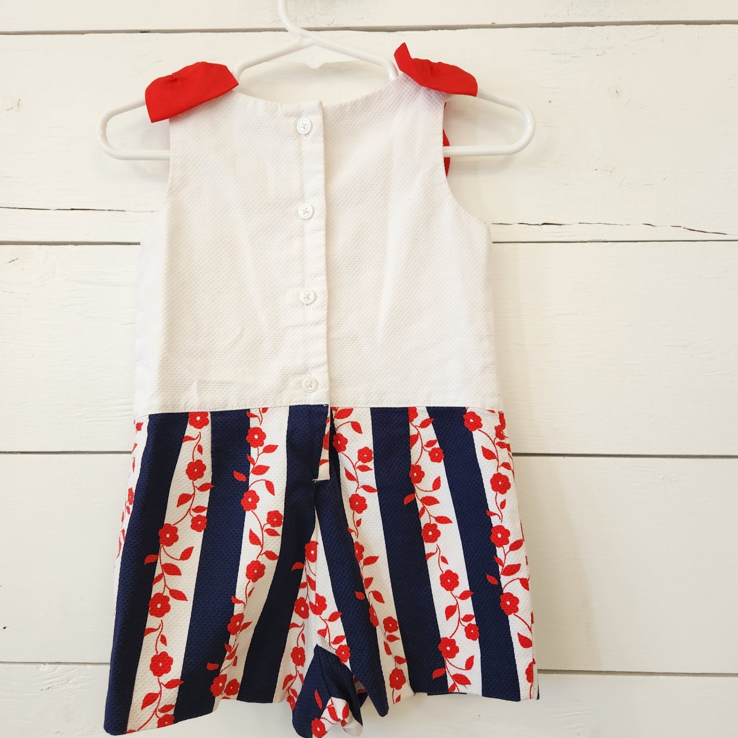 Size 18 to 24 months | Janie and Jack Kids' Romper | UBNUU