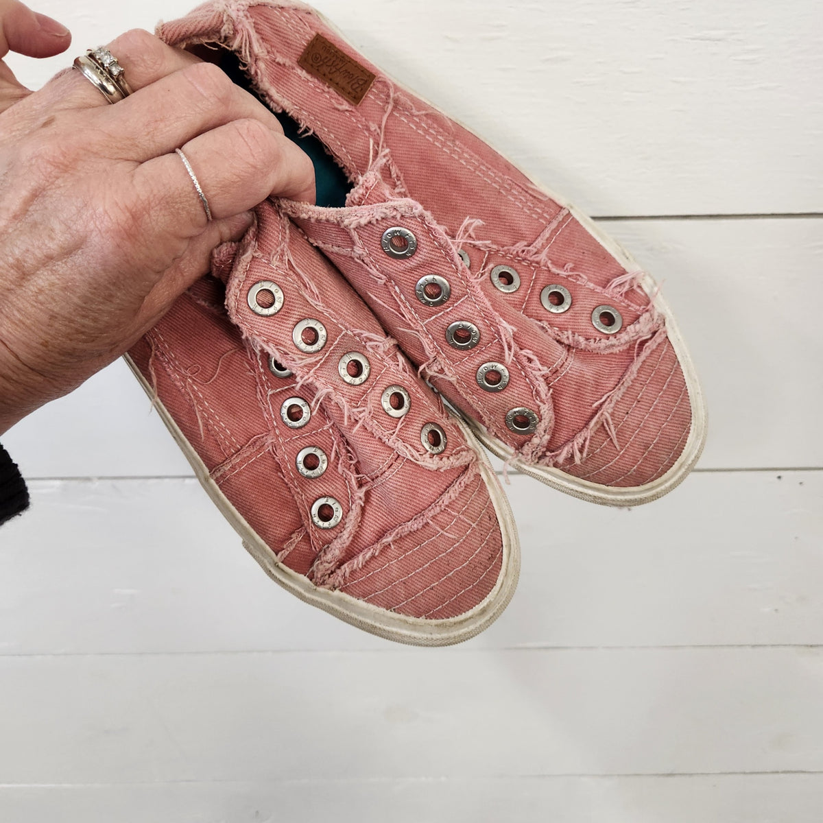 Size 2 | Blowfish Kids' Shoes | UBNUU