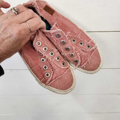 Size 2 | Blowfish Kids' Shoes | UBNUU