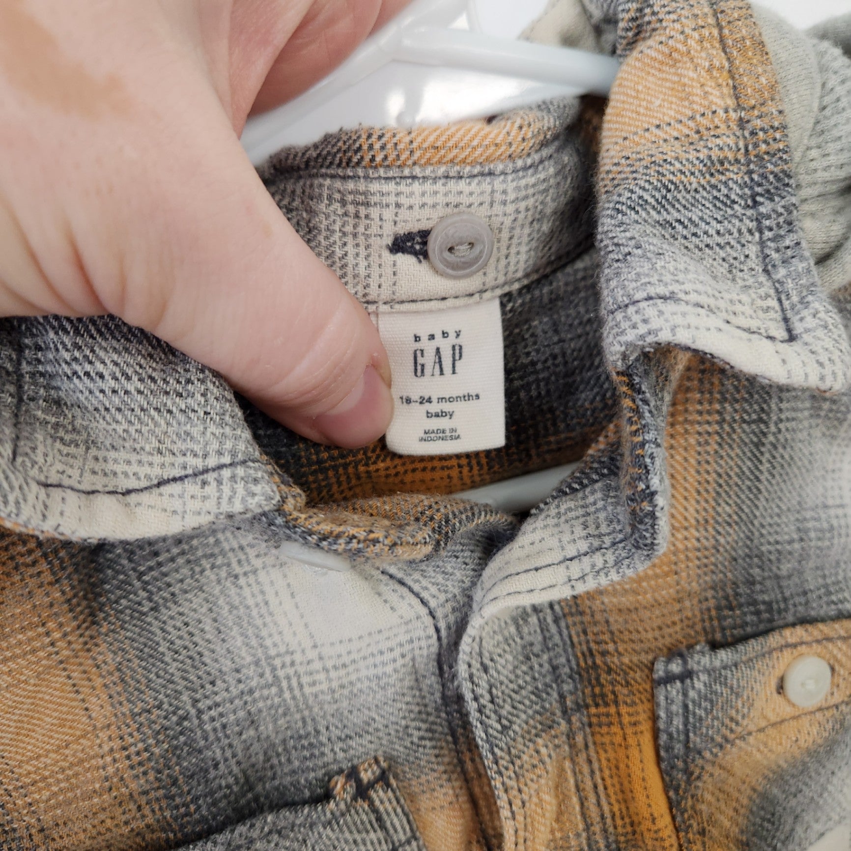 Size 18-24m | GAP Kids' Shirt | UBNUU