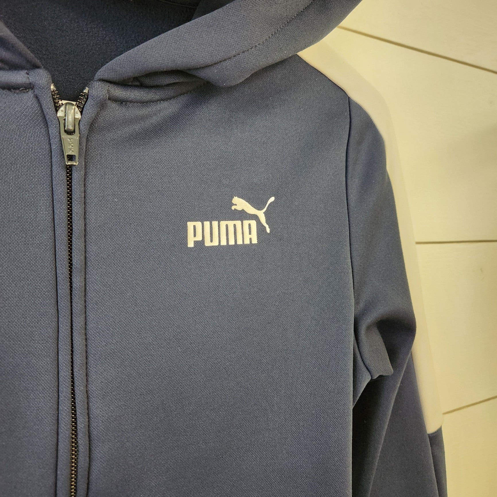 Size 7-8 | Puma Kids' Hoodie | UBNUU