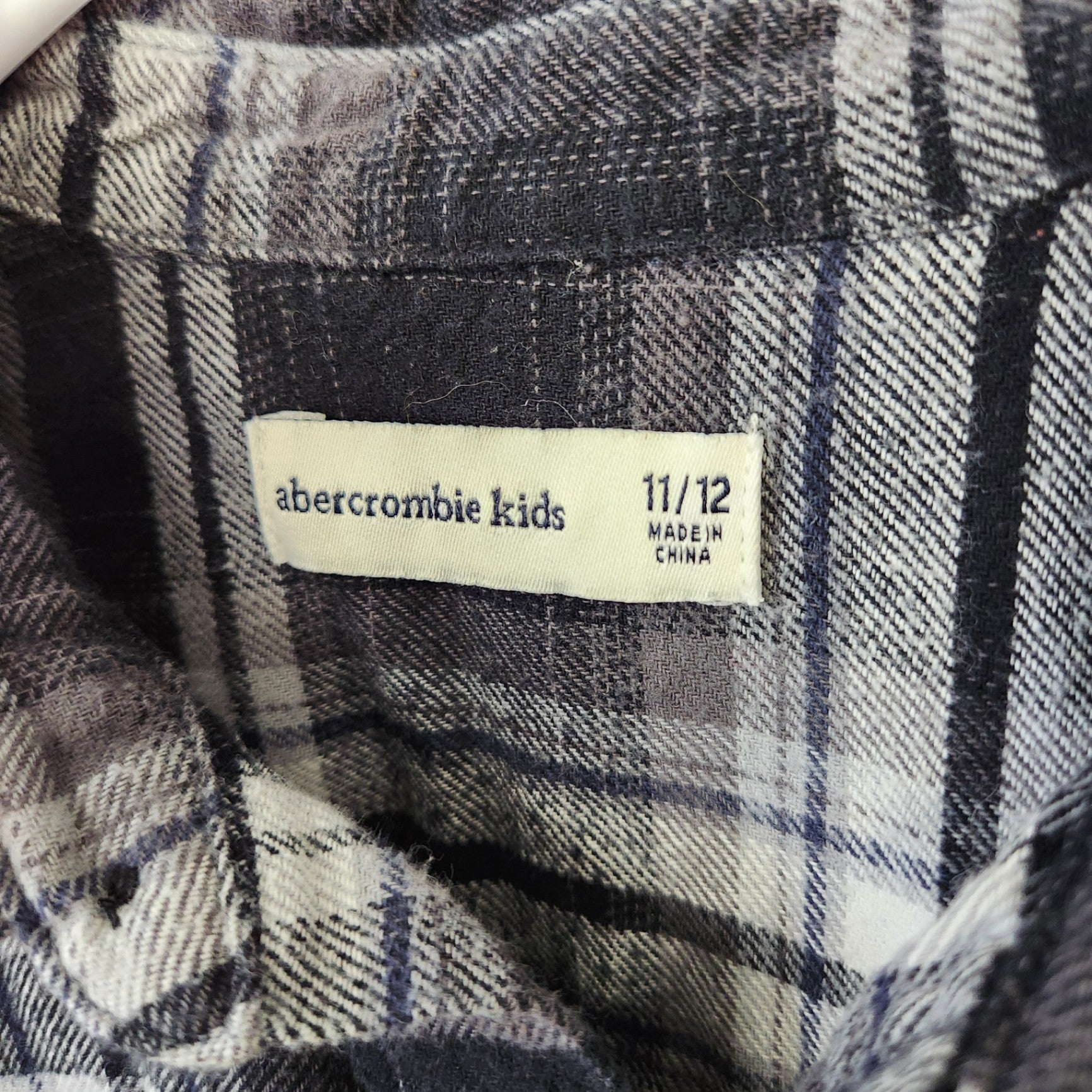 Size 11-12 | abercrombie kids Kids' Shirt | UBNUU