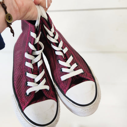 Size 3.5 | Converse Kids' Shoes | UBNUU