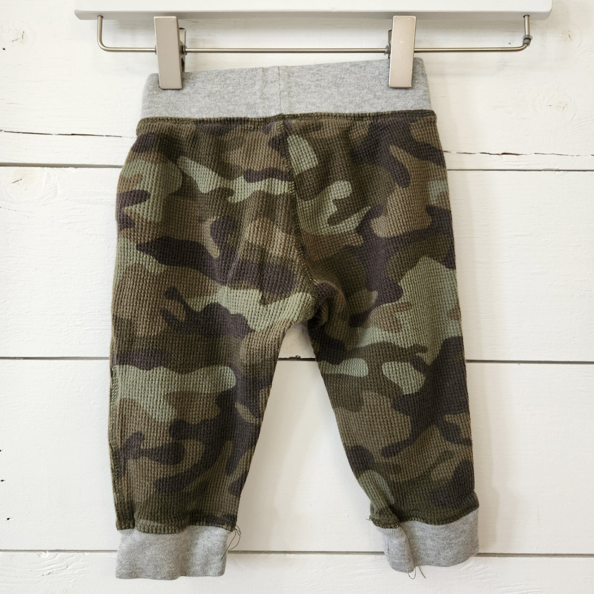 Size 12-18 months | GAP Kids' Pants | UBNUU