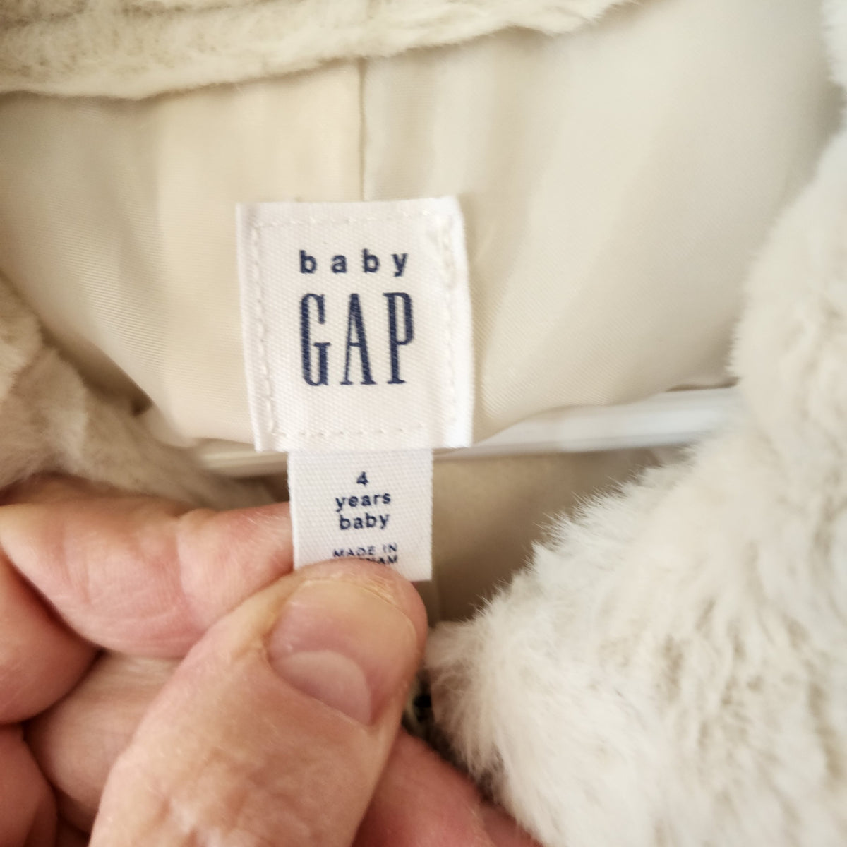 Size 4 years | baby GAP Kids' Coat | UBNUU