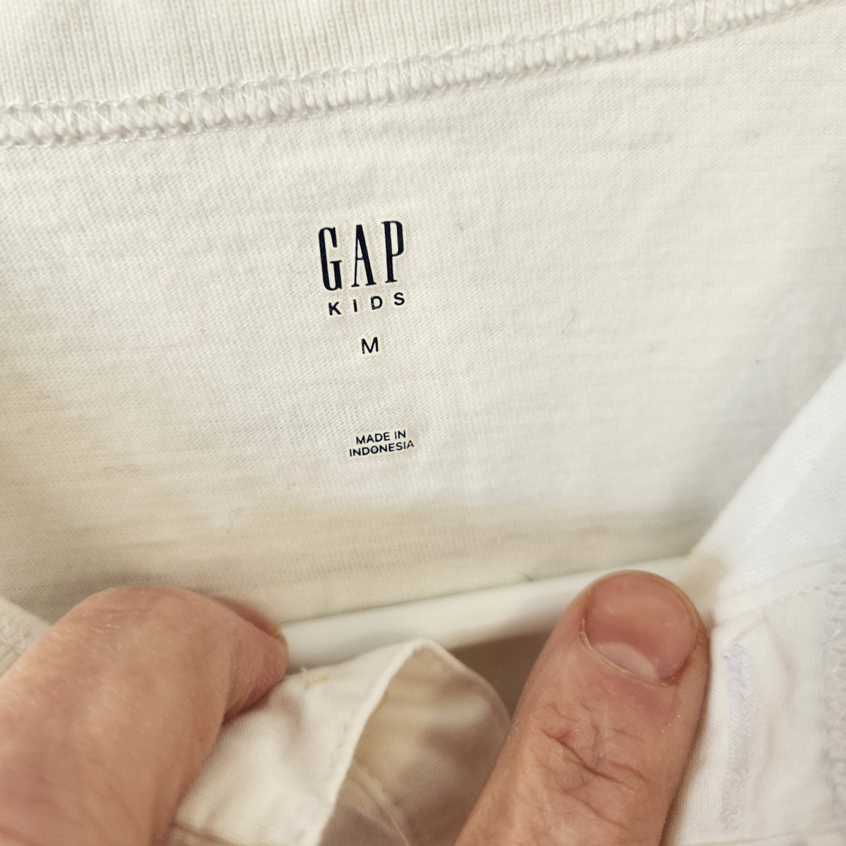 Size M | GAP Kids' Shirt | UBNUU