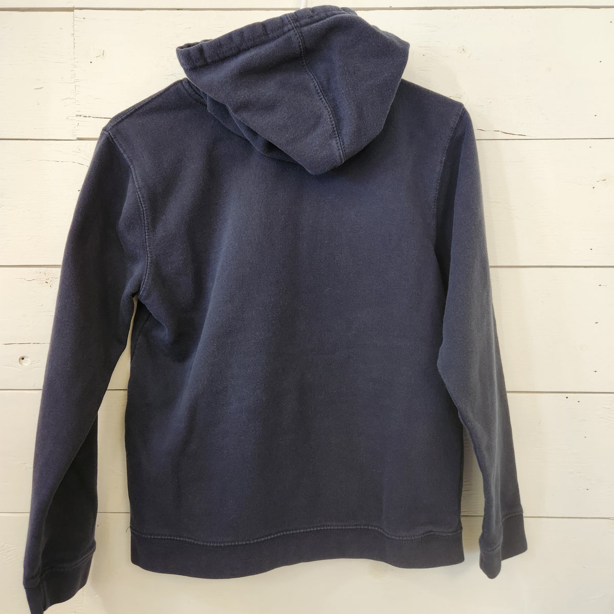 Size Large (L) | DISTRICT Kids' Hoodie | UBNUU