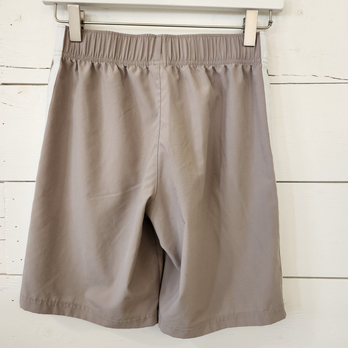 Size M | adidas Kids' Shorts | UBNUU
