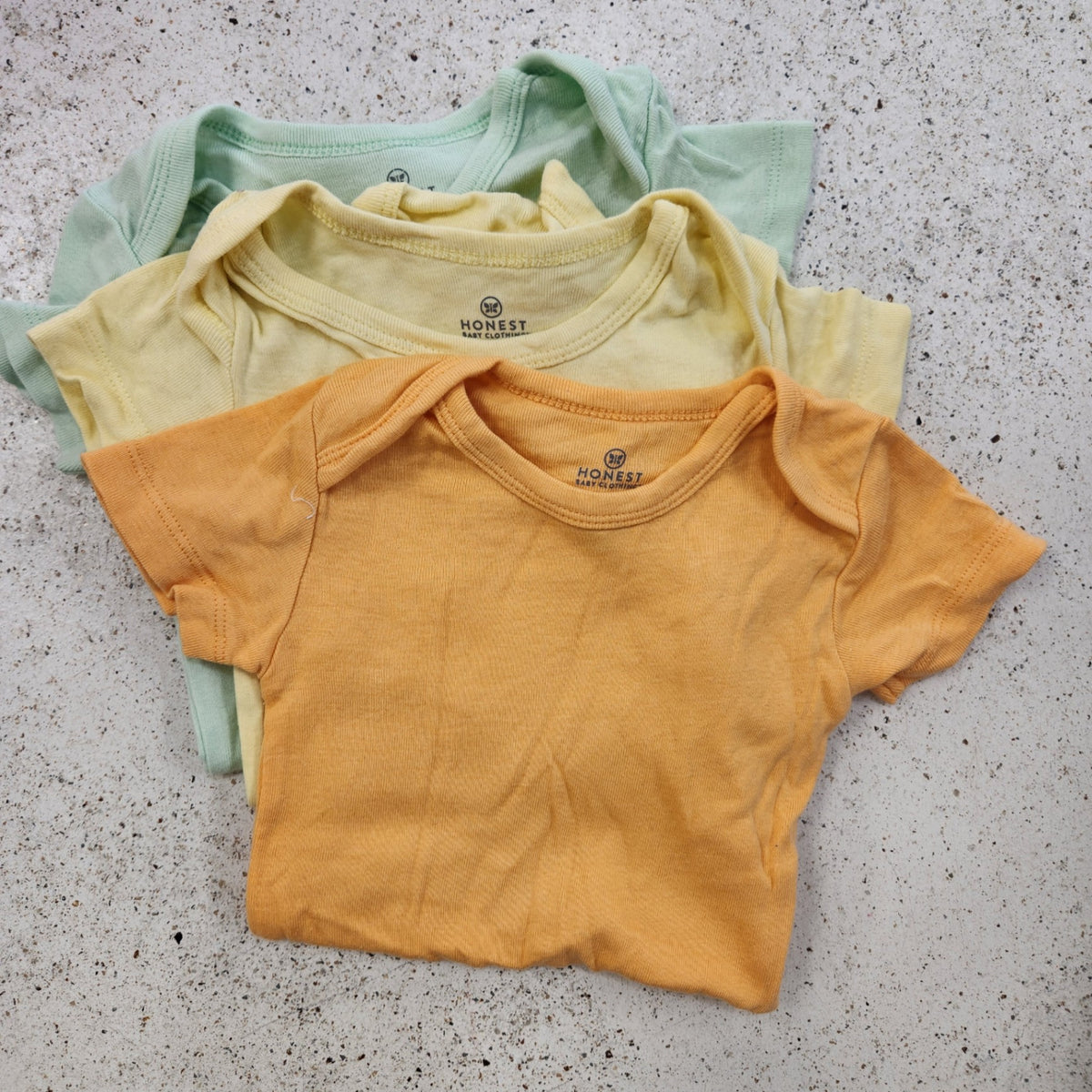 Size 6-9m | HONEST Kids' Bodysuit Set | UBNUU