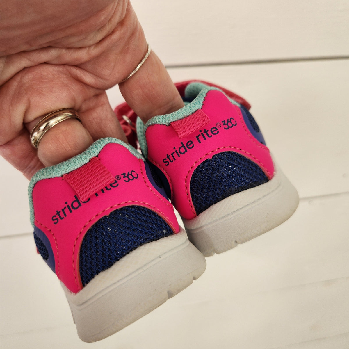 Size 5m | Stride Rite 360 Kids' Shoes | UBNUU