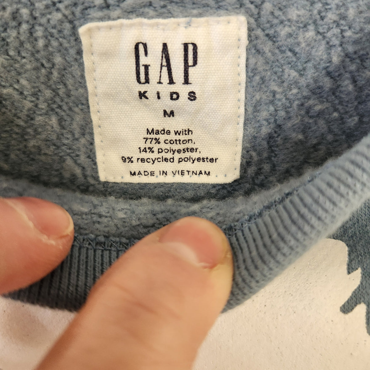 Size M | GAP KIDS Kids' Sweatshirt | UBNUU