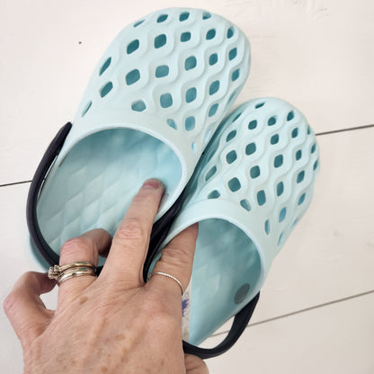 Size 30/31 | Camminare Kids' Shoes | UBNUU