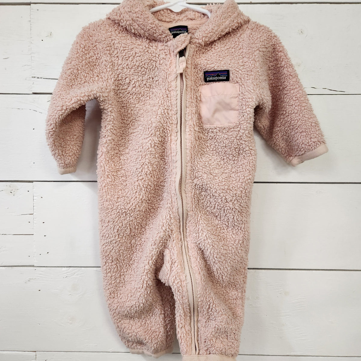 Size 3-6M | Patagonia Kids' Bunting | UBNUU