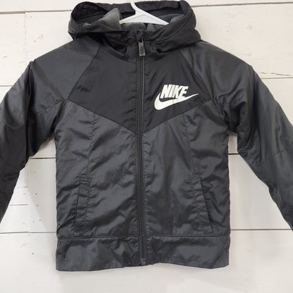 Size 4 | Nike Kids' Jacket | UBNUU