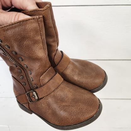 Size 6 | Blowfish Kids' Boots | UBNUU