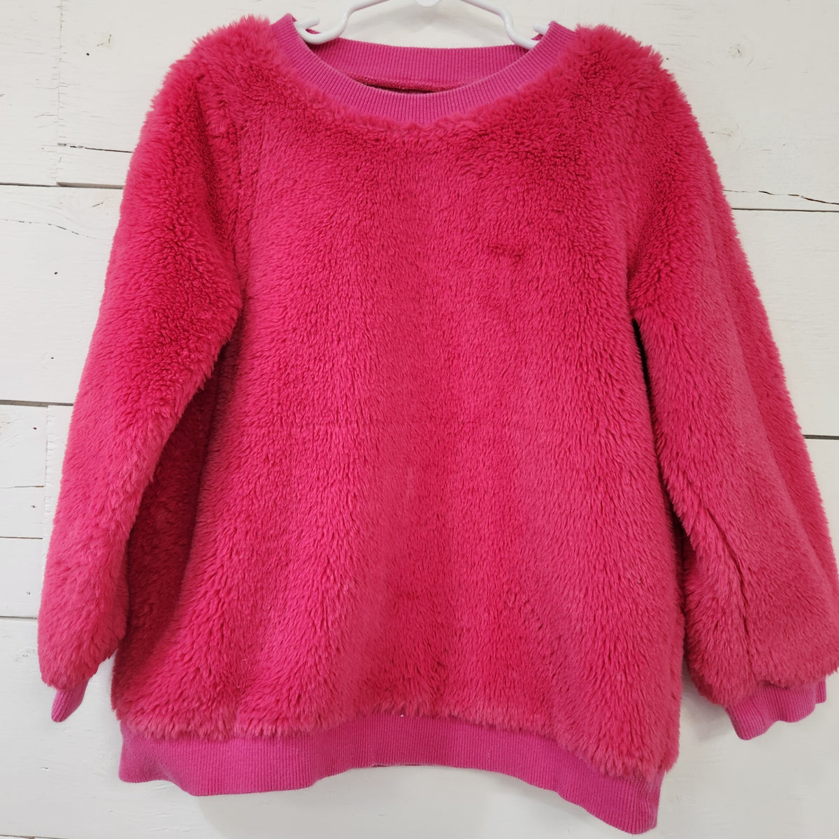 Size 5 | Tuckér Tate Kids' Sweater | UBNUU