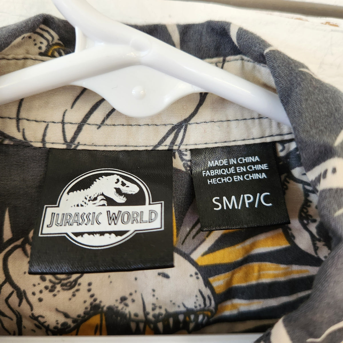 Size S | Jurassic World Kids' Shirt | UBNUU