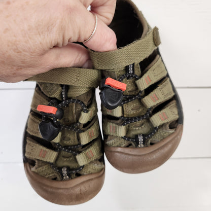 Size 9 | KEEN Kids' Shoes | UBNUU