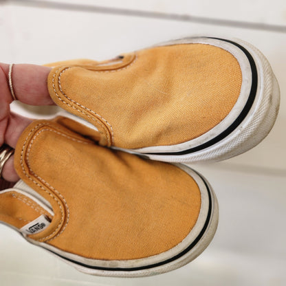 Size 11.0 | Vans Kids' Shoes | UBNUU