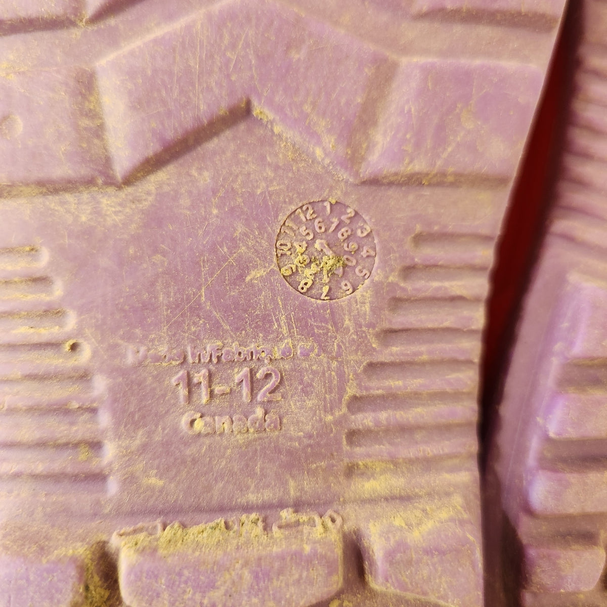 Size 10/11 | Unknown Kids' Shoes | UBNUU