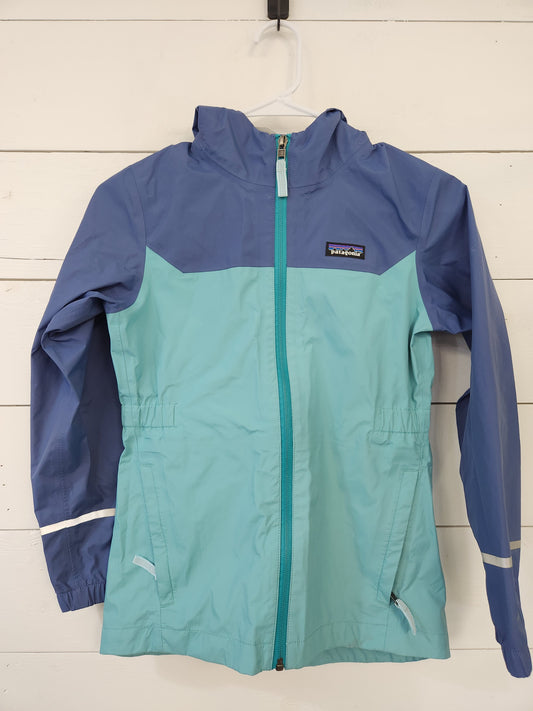 Size 10 | Patagonia Rain coat *staining