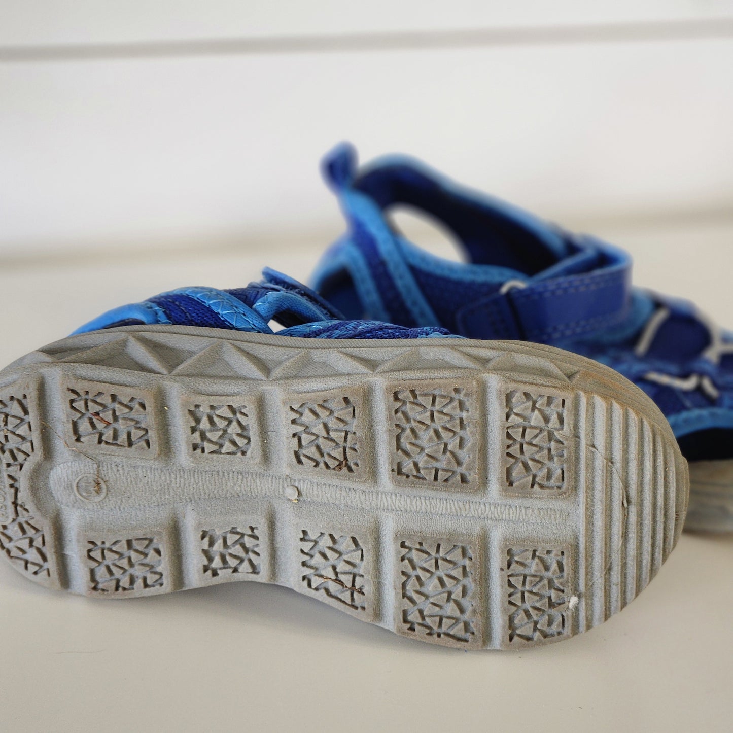 Size 11m | Osh Kosh blue sandals