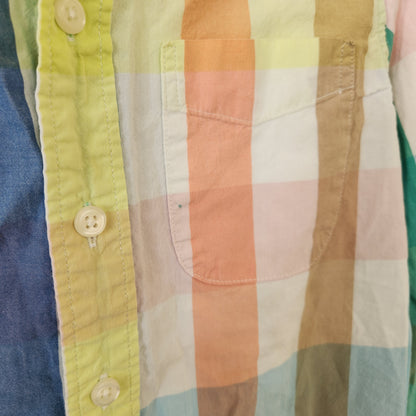 Size 6-7 | Gap Pastel Buttondown *stain