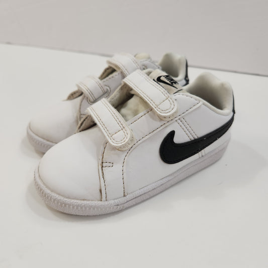 Size 8 | Nike Shoes