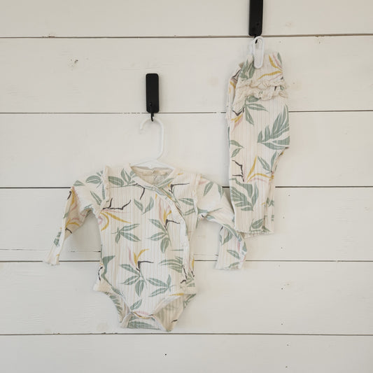Size 3-6m | Jessica Simpson Cream Foliage Set
