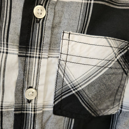 Size 4t | Fission B&W Button Down