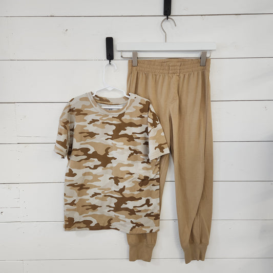 Size 8 | Gap Camouflage Sleep Set *pilling