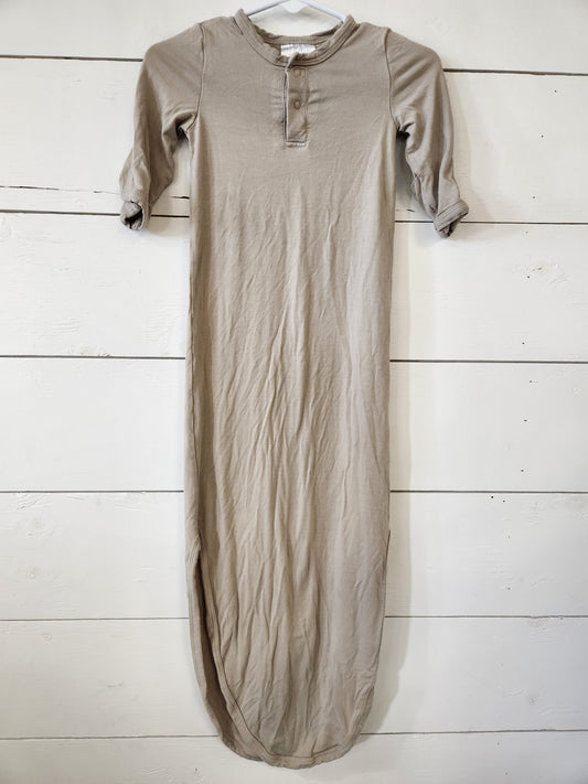 Size 0-3 | Mebie Baby Knotted Gown cream