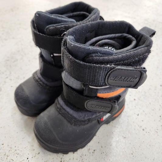 Size 5 | Baffin Boots
