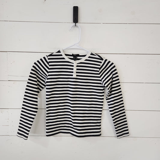 Size 9-10 | Forever 21 Black & White Striped Henley