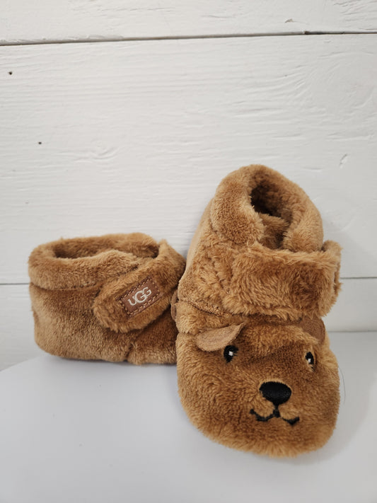 Size 4/5 | UGG bear booties