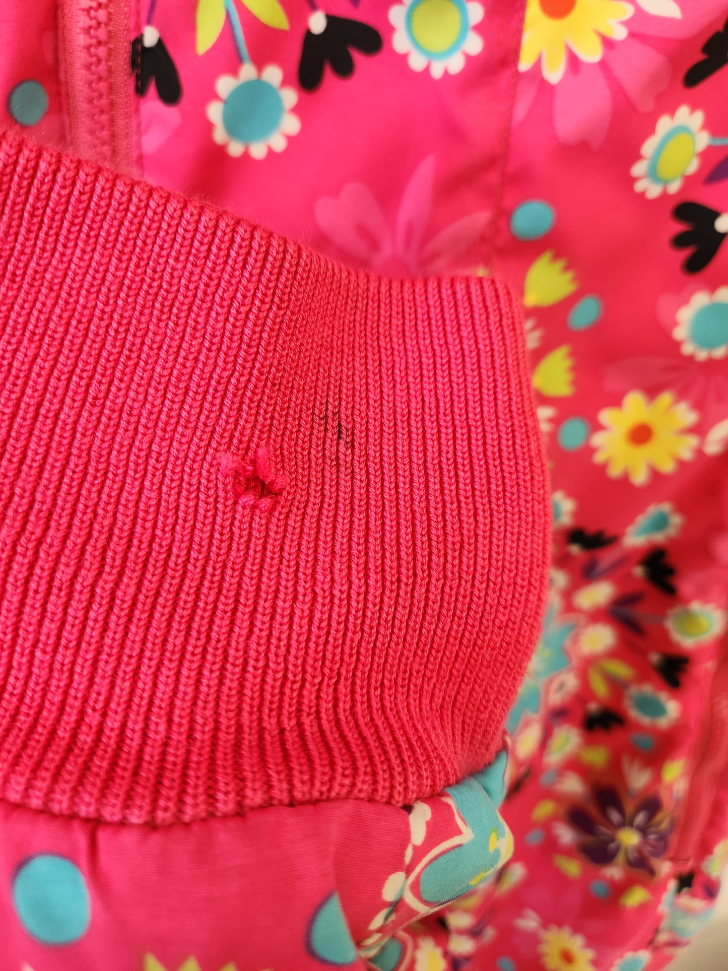 Size 4 | Hanna Andersson Floral Bunting *hole & wear