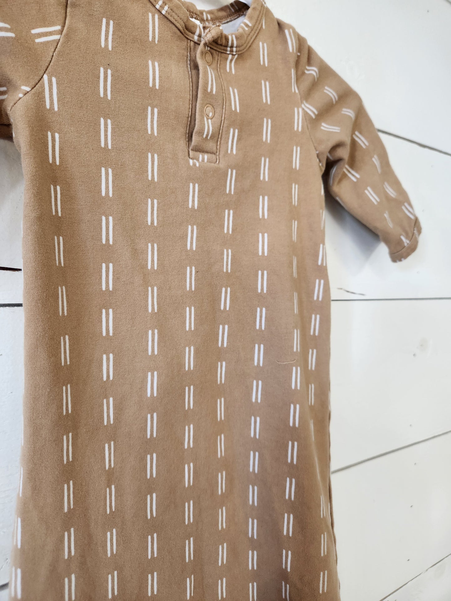 Size 0-3 | Mebie Baby Knotted Gown brown