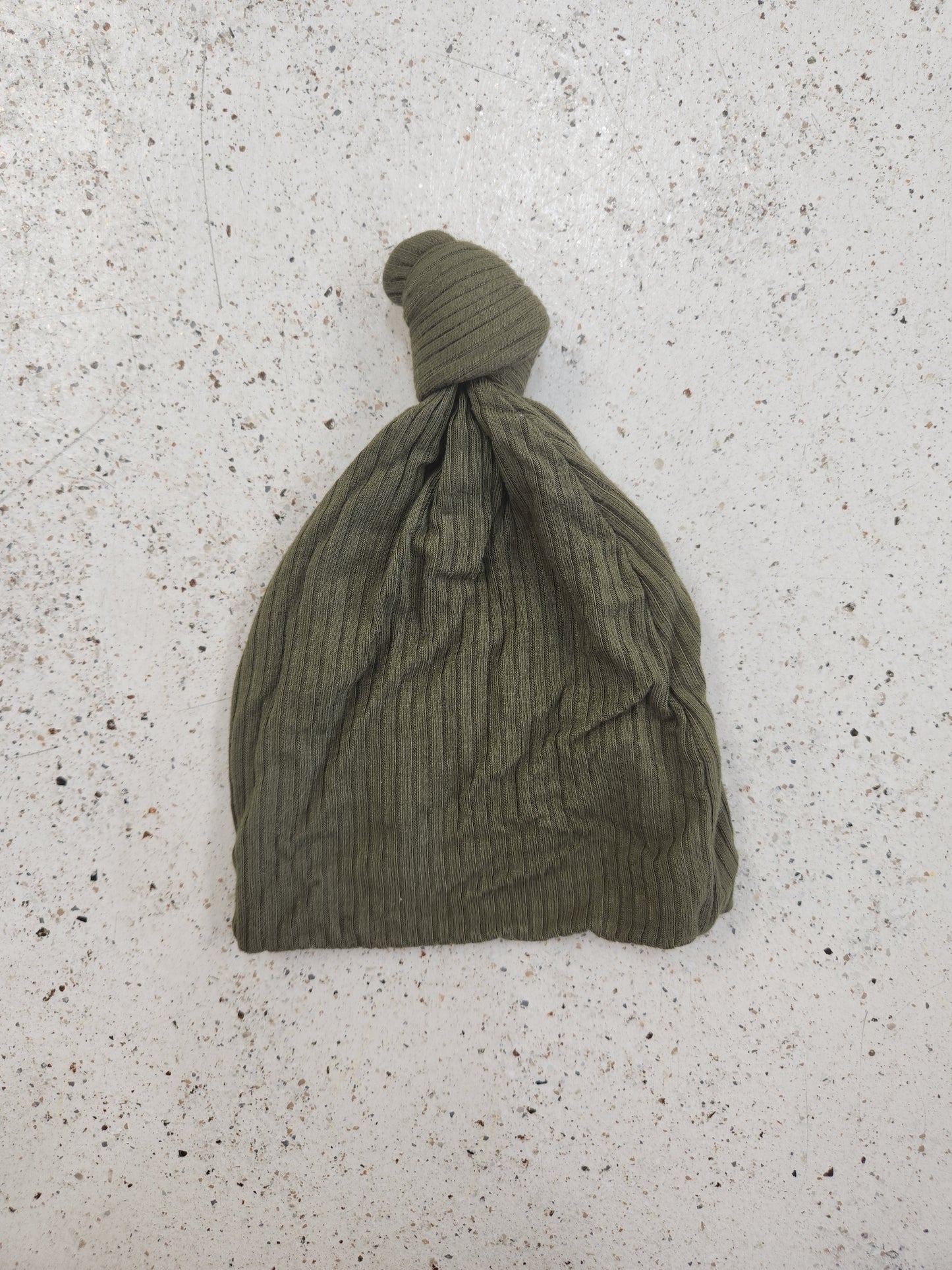 Size NB | Lou Lou Top Knot Green Hat